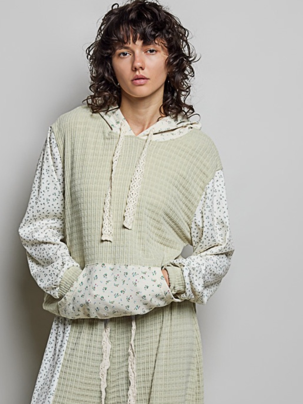 💚 POL Mixed Knit Contrast Print Sleeve Hoodie with Kangaroo Pocket- Sage
